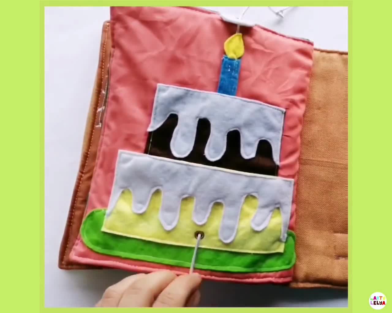 Attività torta di compleanno con candelina, quiet book fatto a mano per  bambini 1 anno 2 anni -  Italia