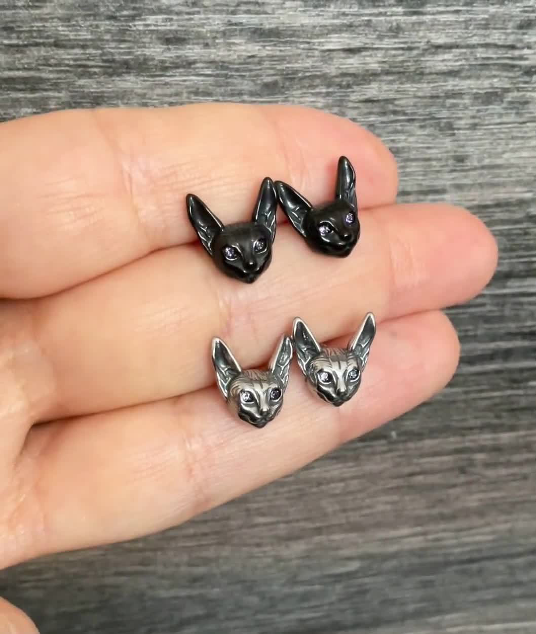 アクセサリー BLACK CATS Sphynx Cat Earrings, Black Cat Studs, Sphynx Cat Jewelry