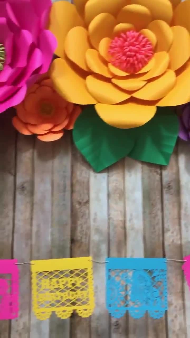 Huge Mexican Fiesta Party Paper Flowers, Fiesta Party Decor, Fiesta  Mexicana, Giant Paper Flowers, Flores De Papel 