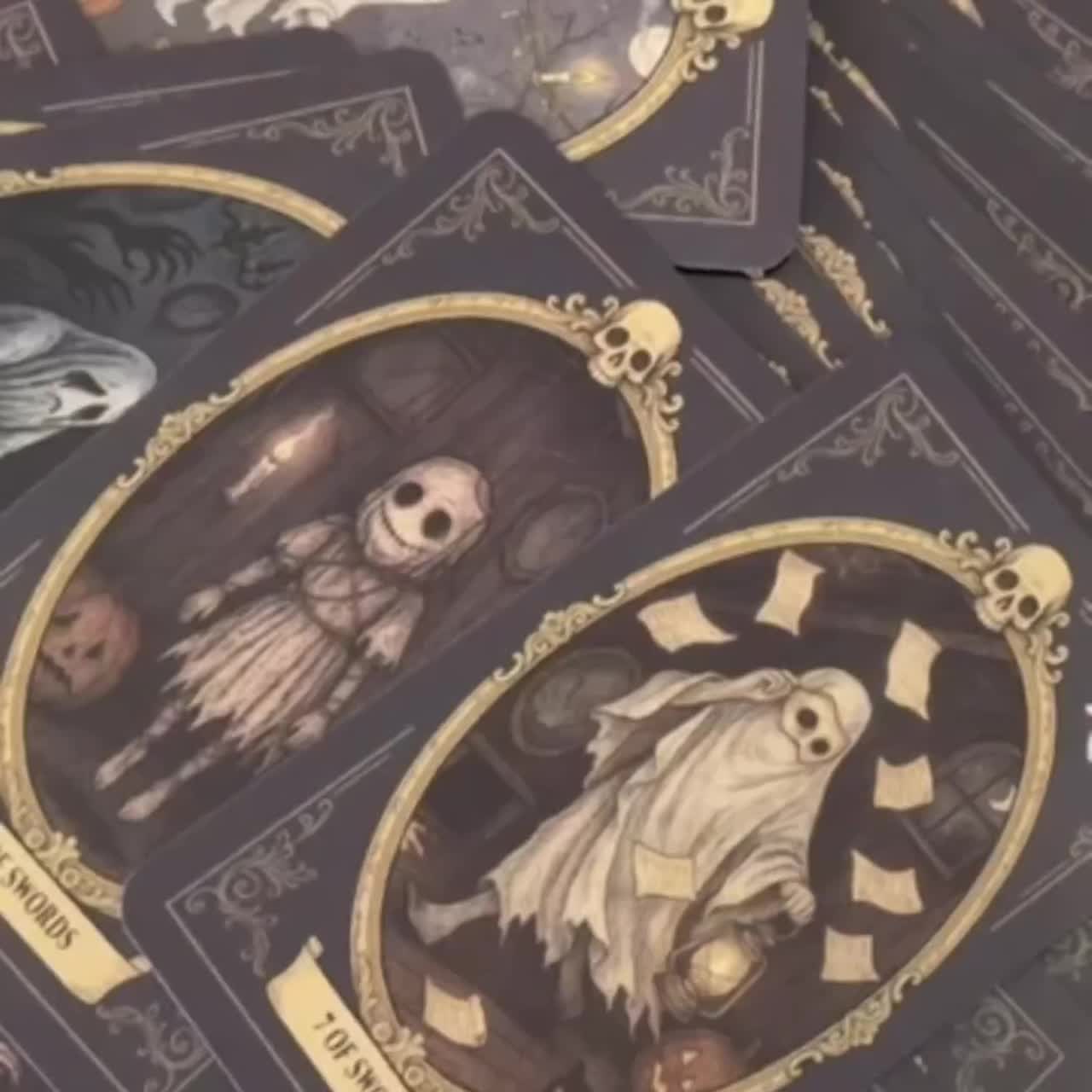 Spookie Ghosts Tarot Cards - Ghost Tarots Deck, the Spooky Phantom