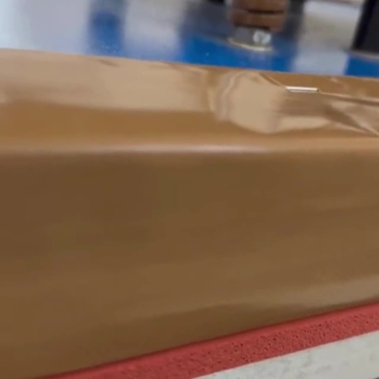 Camiseta de bebé de Mickey y Minnie de Disney, camiseta clásica de bebé de Mickey, camiseta de Mickey Mouse estilo Y2K de los 90, camiseta clásica de Mickey Mouse para viaje a Disneyland. video poster