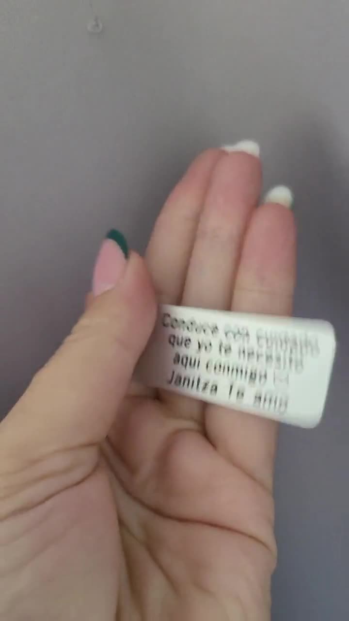 Conducción nocturna con astigmatismo: consejos para una visión más clara |  The Eye Pros, image size:720x1280