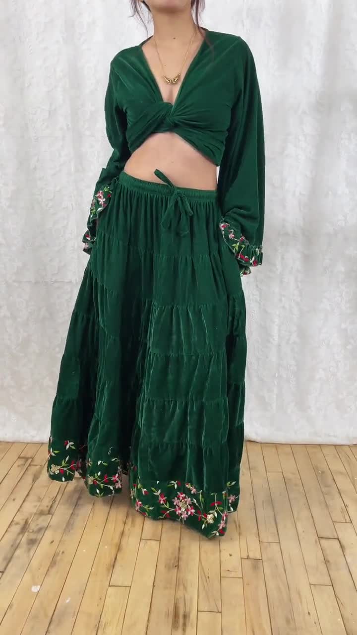 ［n様］VELVET EMBROIDERED SKIRT & トップス Velvet Flowy Skirt With Hand Embroidery Wrap Top,women 70s