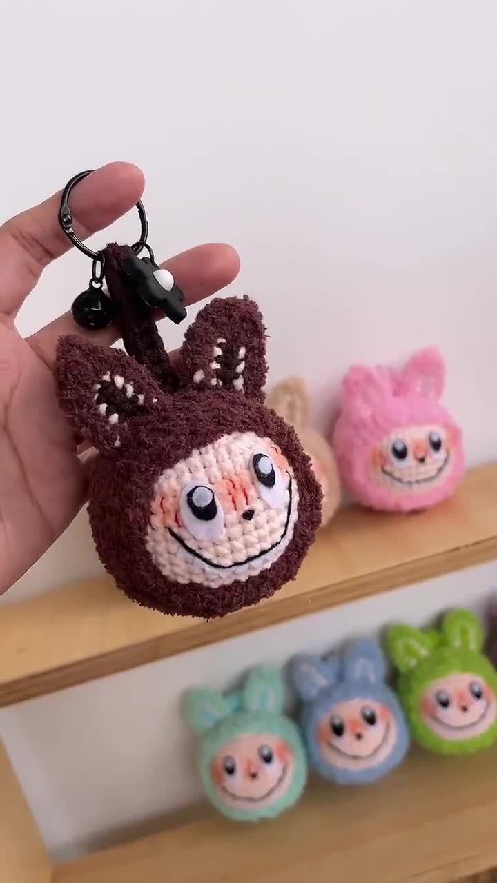 完成品：Labubu キーホルダー ハンドメイド、Labubu
