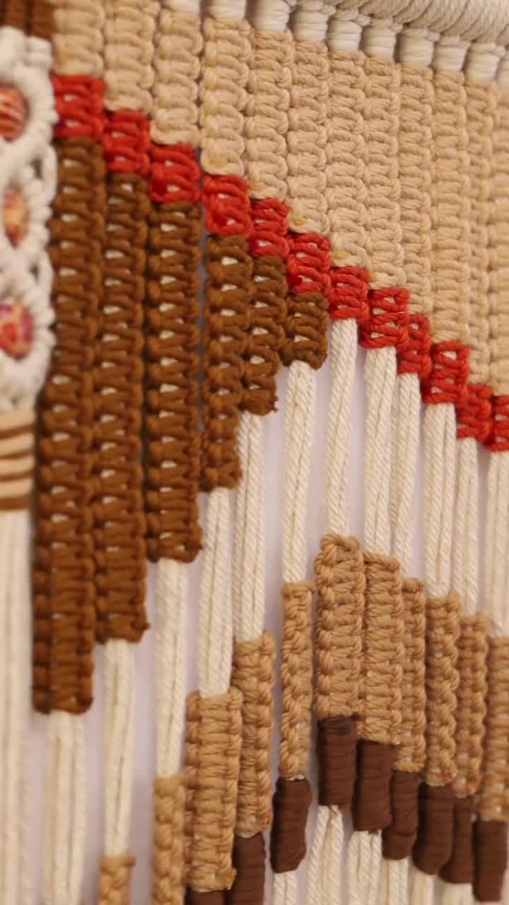 ハンドメイド Handmade Macrame Wall Hanging: Boho Tapestry, Modern Home Decor