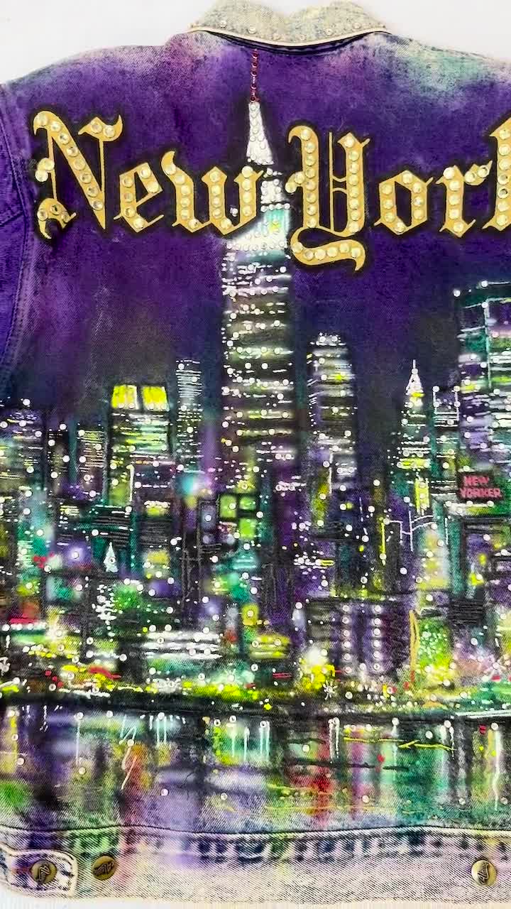 1987 Tony Alamo of Nashville New York Big Apple Hand Painted