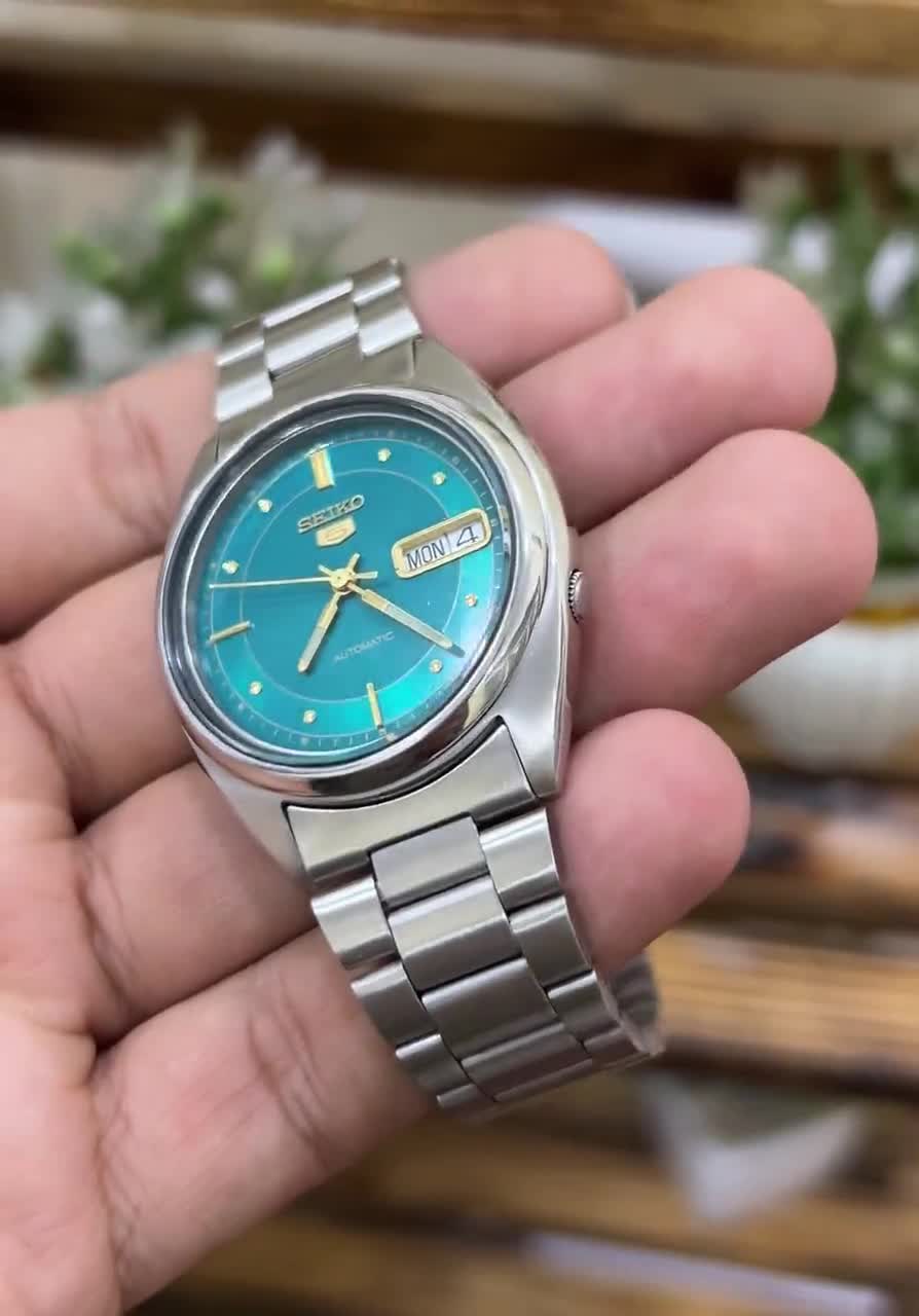 Rare Vintage Seiko 5 Automatic Teal Green Dial Day/date Japan