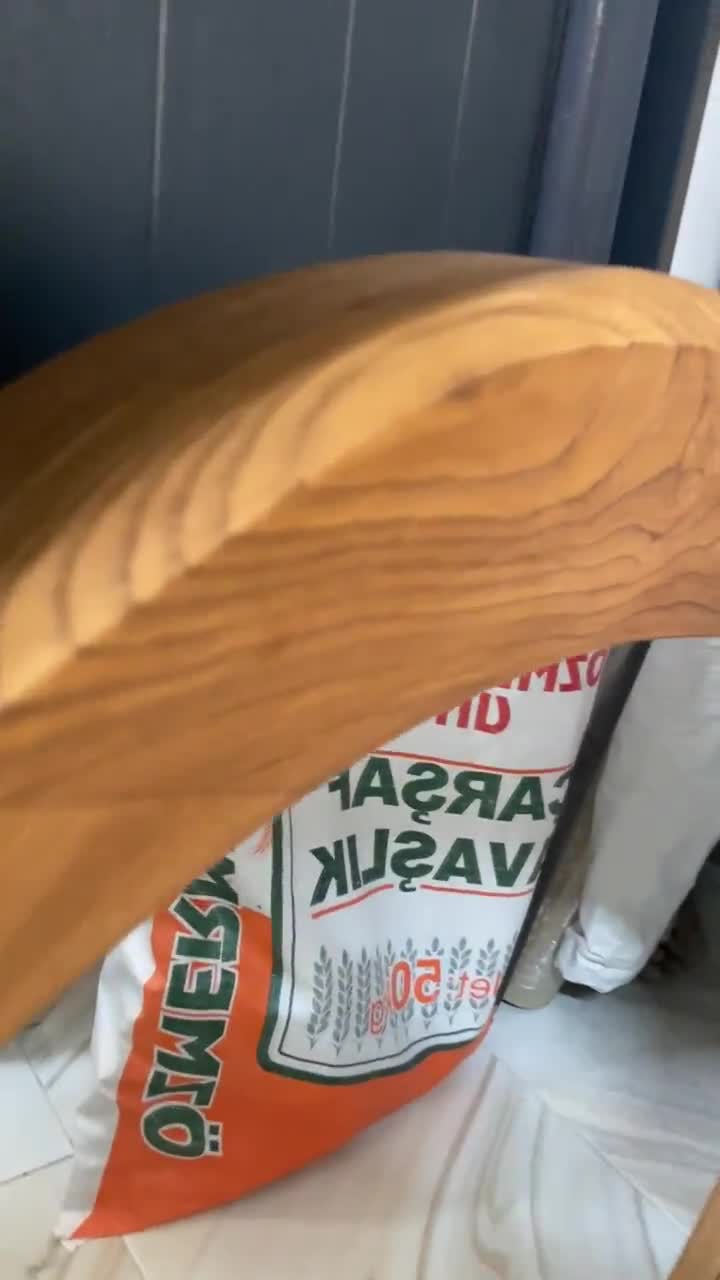Espejo de pared asimétrico de madera de nogal: estilo orgánico moderno video poster