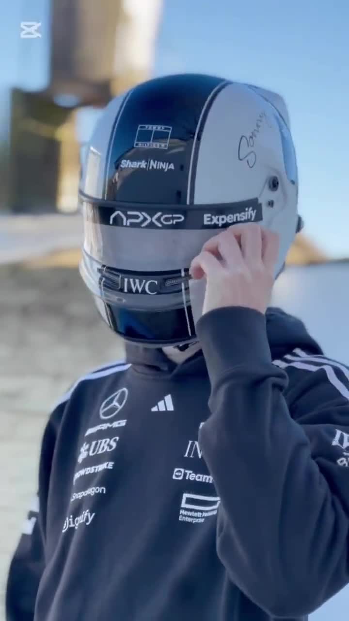 Sonny Hayes #7 APX GP 2025 Helmet - Formula 1 the Movie - Brad