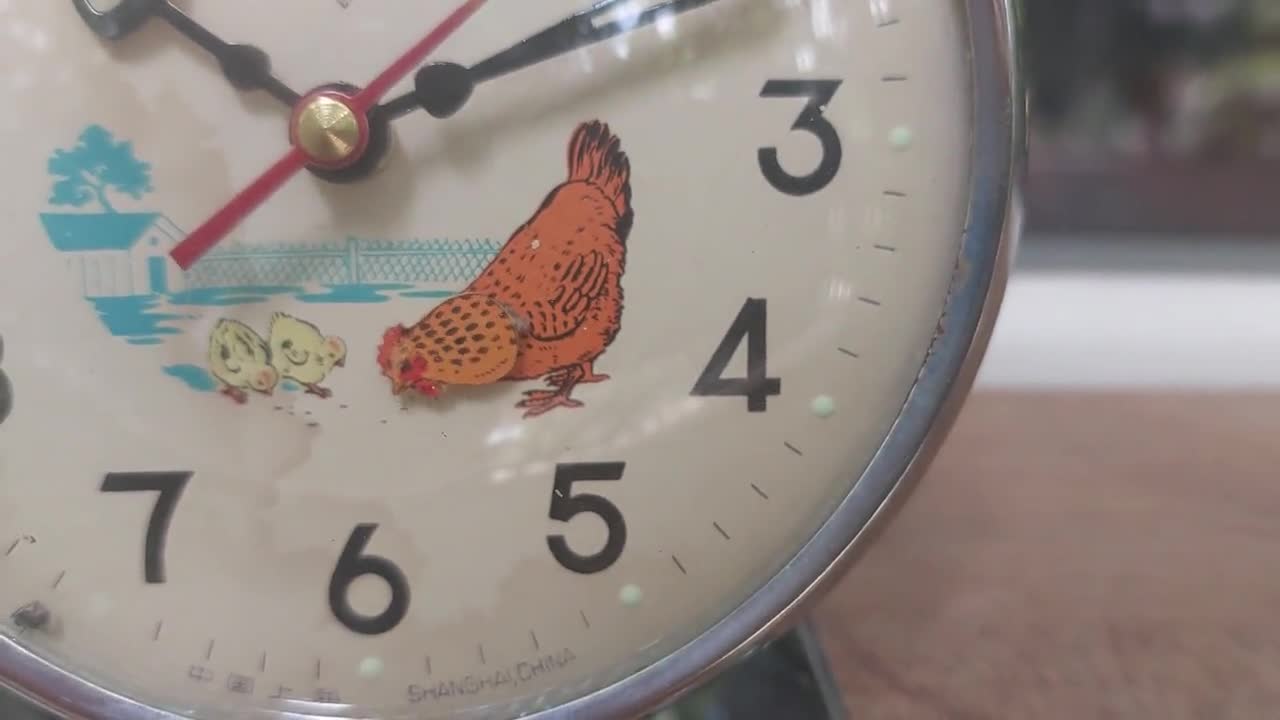 Vintage Mechan Animated Alarm Clock//chinese Alarm Clock 60s
