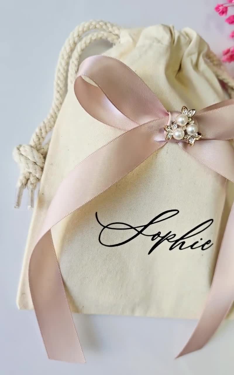 Personalized Wedding Favor Drawstring Bag with Satin Bow video poster