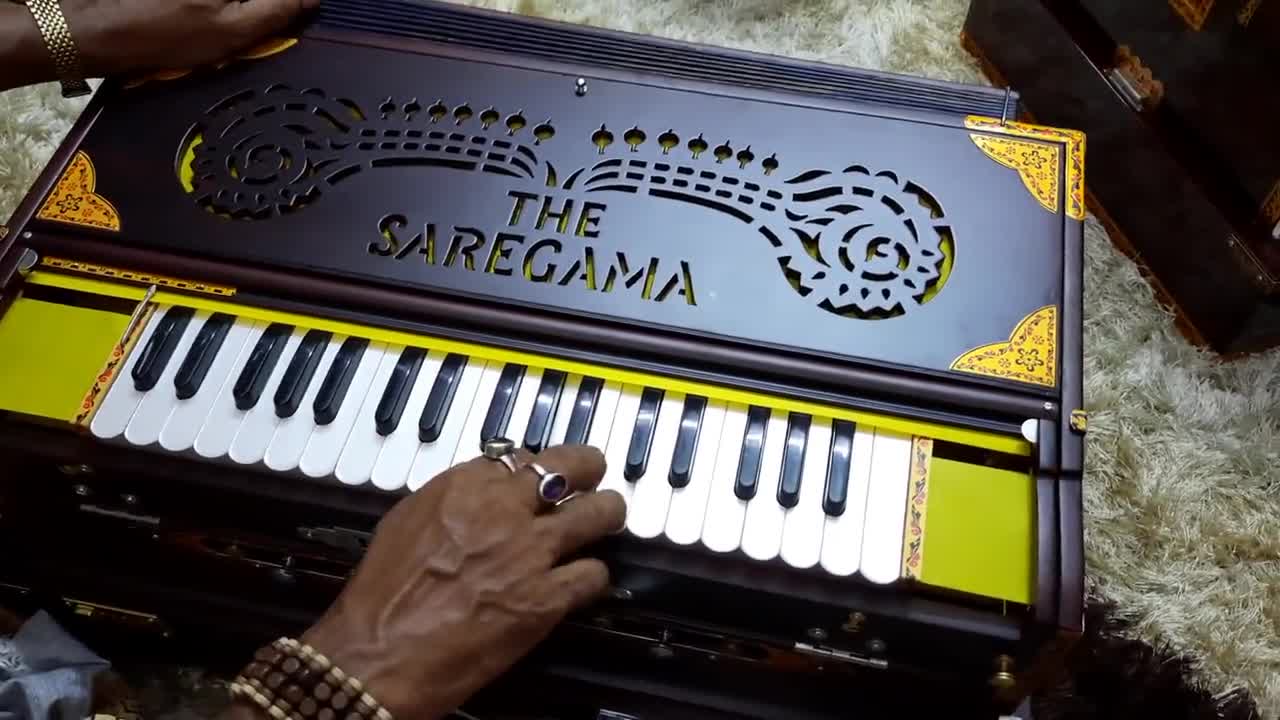 Pacco Di Cartone Chiuso Marrone Situato Sulla Mappa Gps Passare Al Puntatore Gm901685878 248754089 - Foto 14