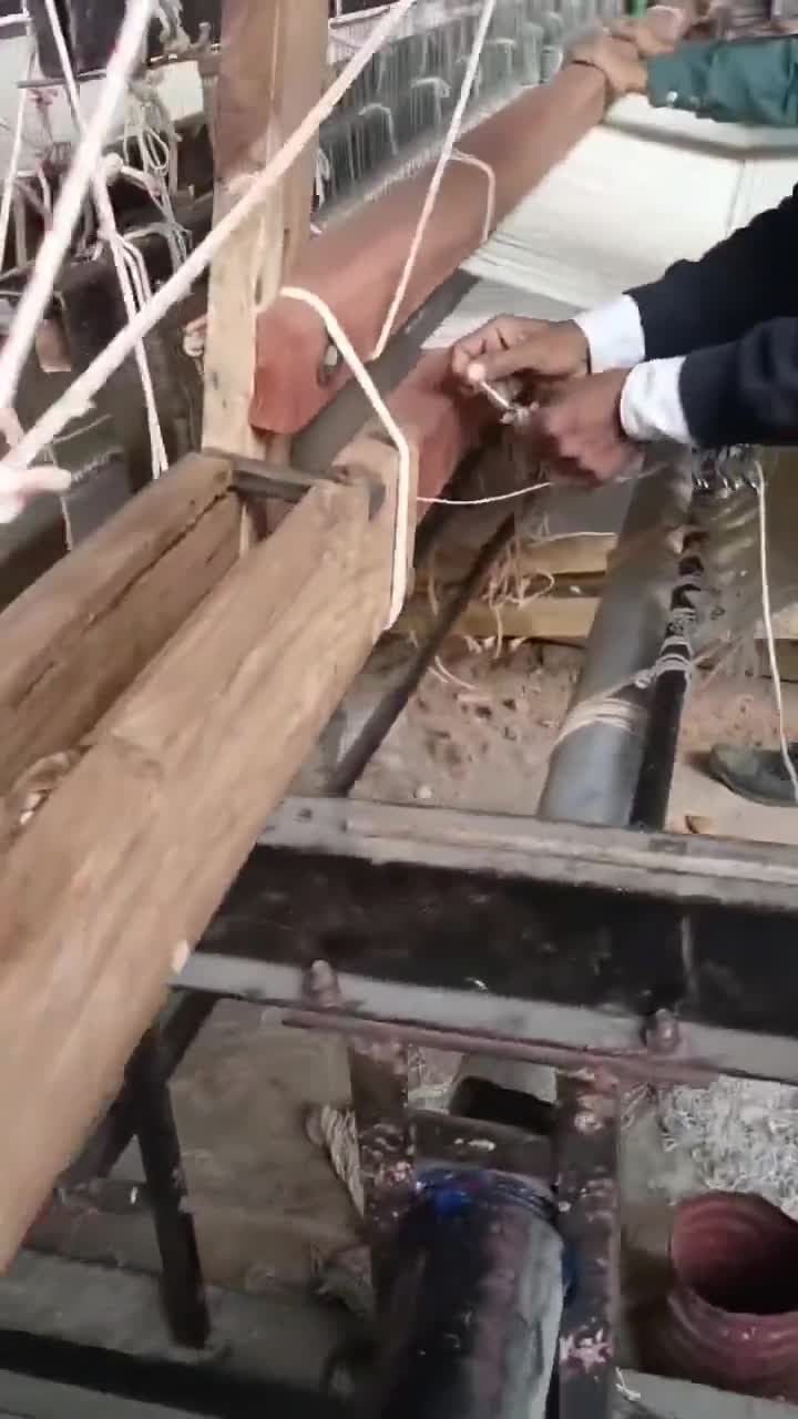 Alfombra de viscosa tejida a mano, alfombra color oro mostaza, alfombra suave al tacto, alfombra minimalista moderna, alfombra para sala de estar o dormitorio, alfombra de lujo hecha a mano video poster