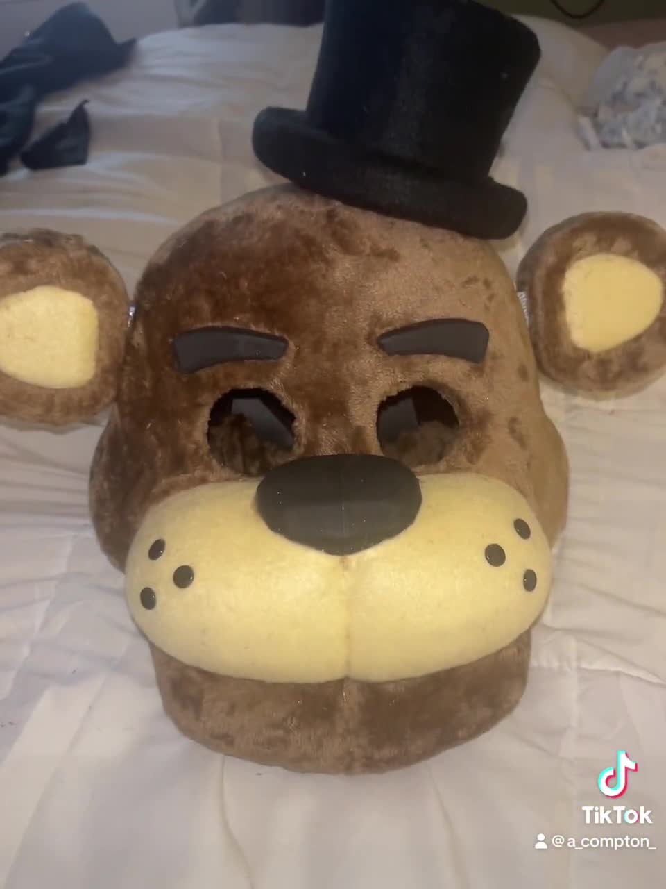 Wearable Freddy Fazbear Head