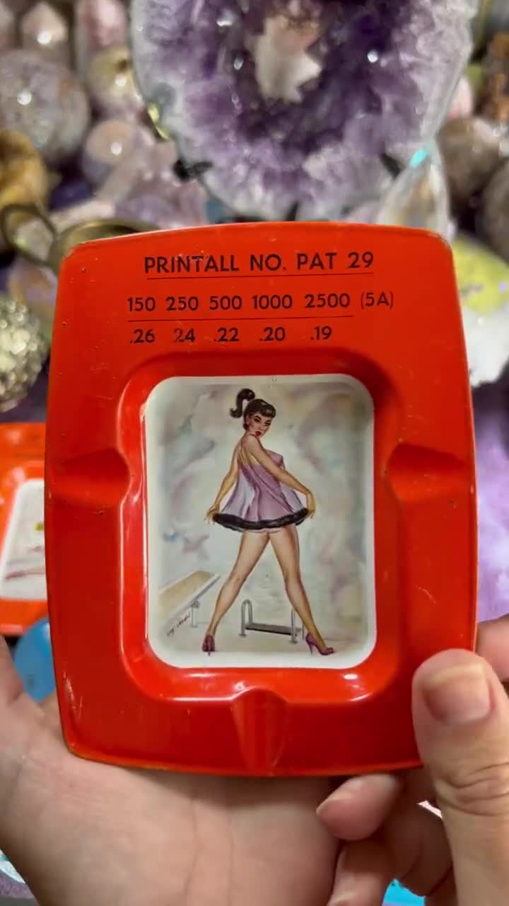 50s USA製 Pinup Girl Vintage Art Ashtray Vintage Pinup Girl Ashtray - Etsy