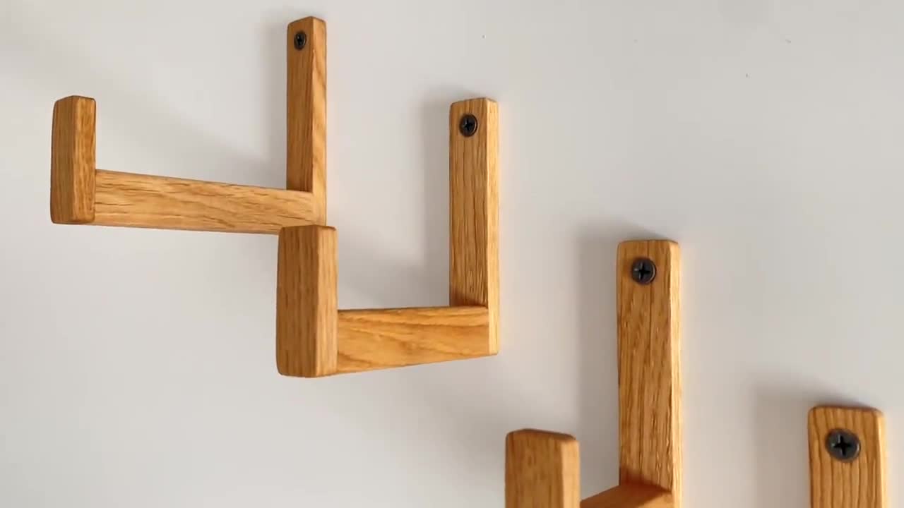 Extra Long Oak Wooden Wall Hook in Standard or Danish Oil Finish, Wooden  Coat Hangers, Headset Holder -  Sweden