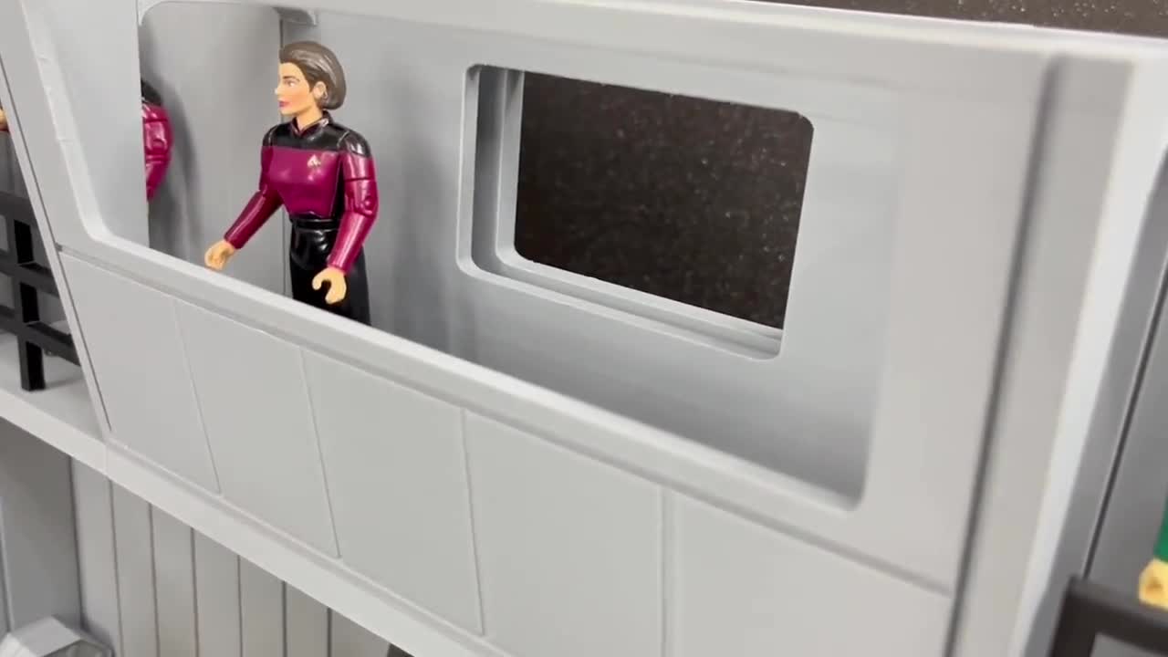 Star Trek TNG Shuttle Bay 3 Playset: Pike Shuttlecraft Model