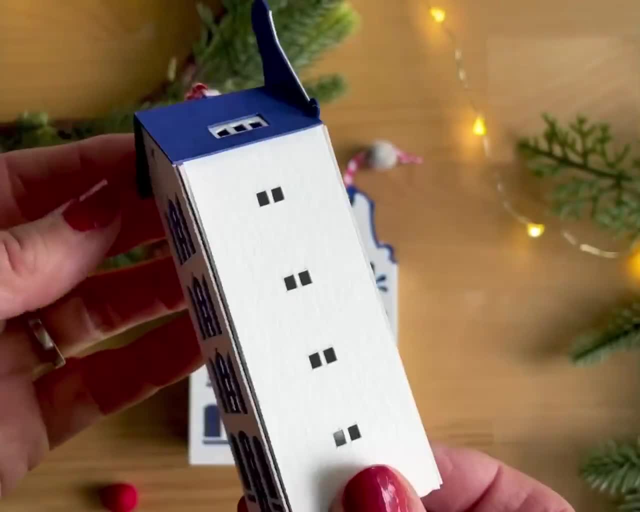 TikTok video showing Stow & Grow remote control Christmas tree divides  social media