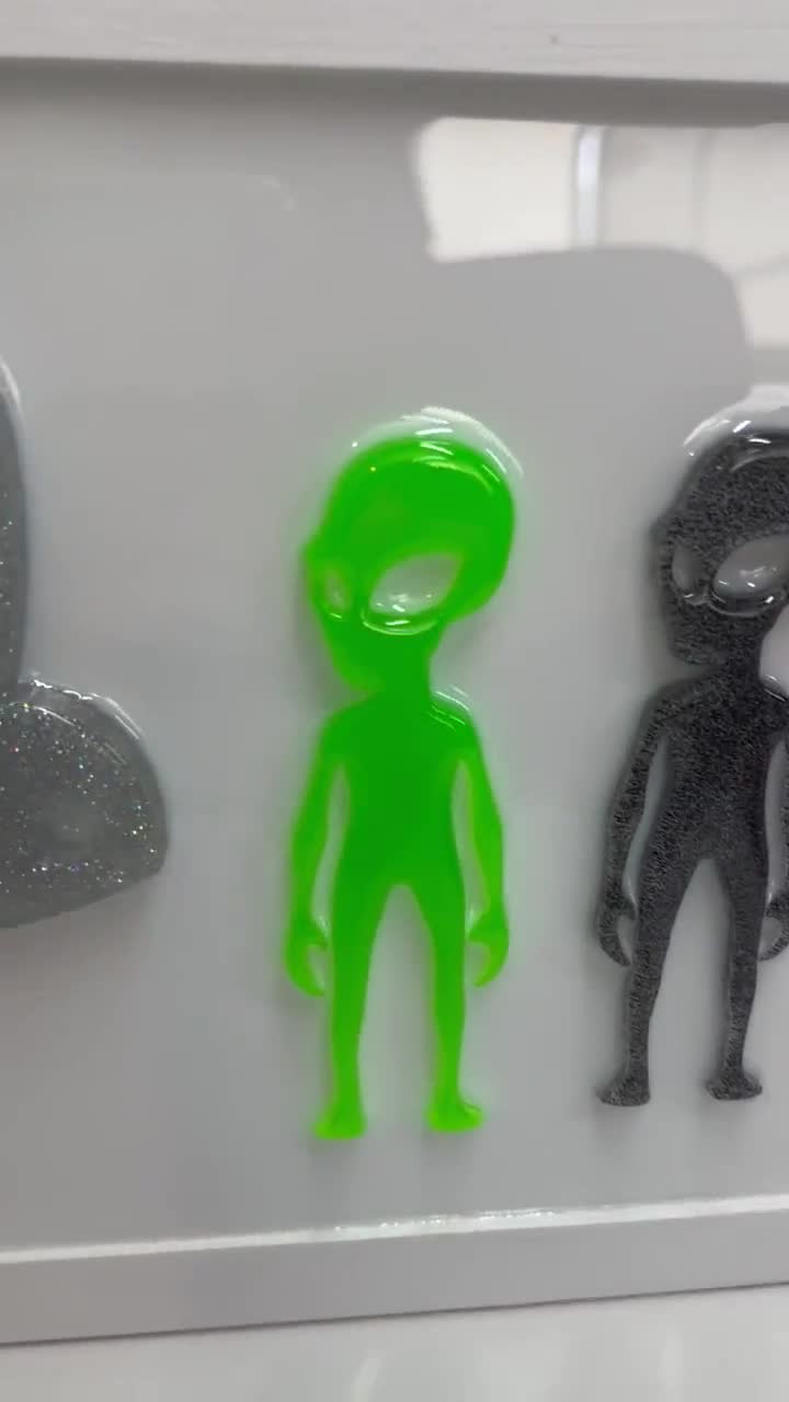 グリーンエイリアンマザーシップ3Dエイリアン宇宙船ウォールアート：SF