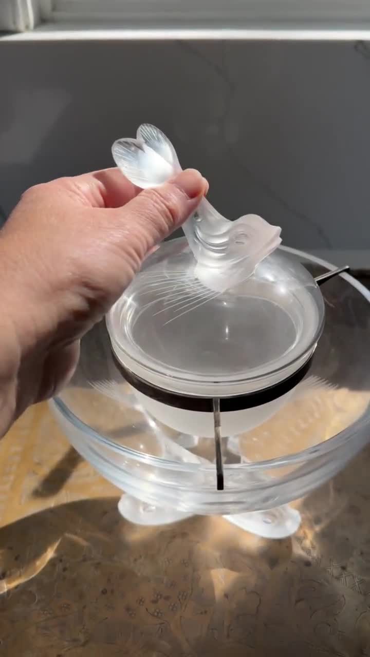 Lalique Igor Crystal Glass Caviar Server Bowl or Serving Dish With