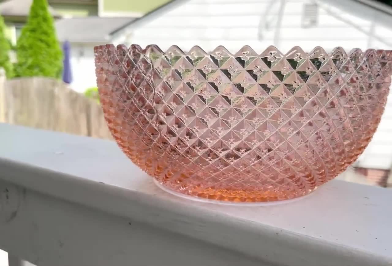 Vintage Anchor Hocking Miss America Pink Large Fruit Bowl/pink