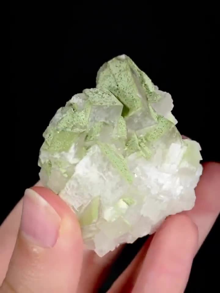 母岩付きスタルマナイト/カルサイト カルサイト w/ダフタイト (ツメブ、ナミビア) | エクスペディア方解石