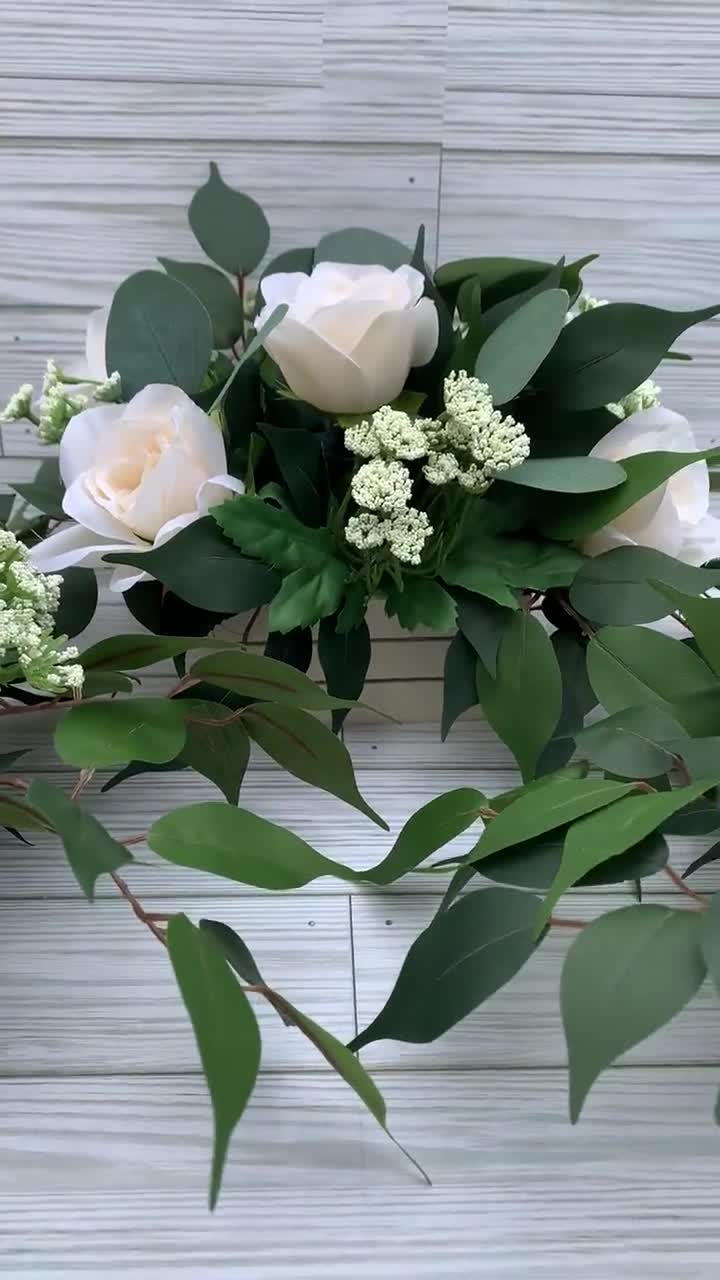 Cascade/Tear-drop Bridal Bouquet