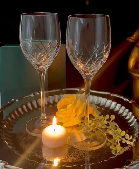 queen wine glass Etched Stemless Wine Glass 20.5oz | Ice Queen Snowflake main image 0