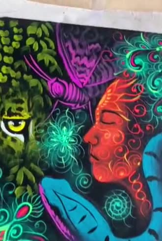 アヤワスカによる幻想的な芸術の絵画、幻覚、蛇、シャーマン、カンボ