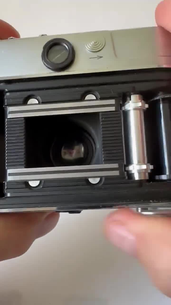 Ein Bijou: Antike Analog Kamera Kodak Retina S1 (Defekt) in Zürich für