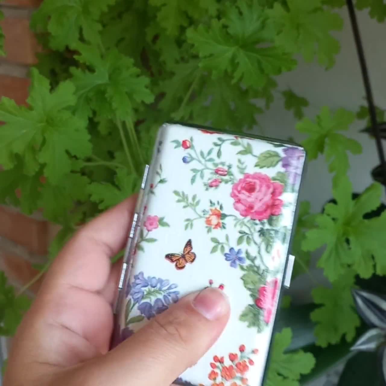 Flower cigarette case, slim cigarette box, business card case, gift for  her, gift for smokers, doble sided case, credit card case, OOAK gift