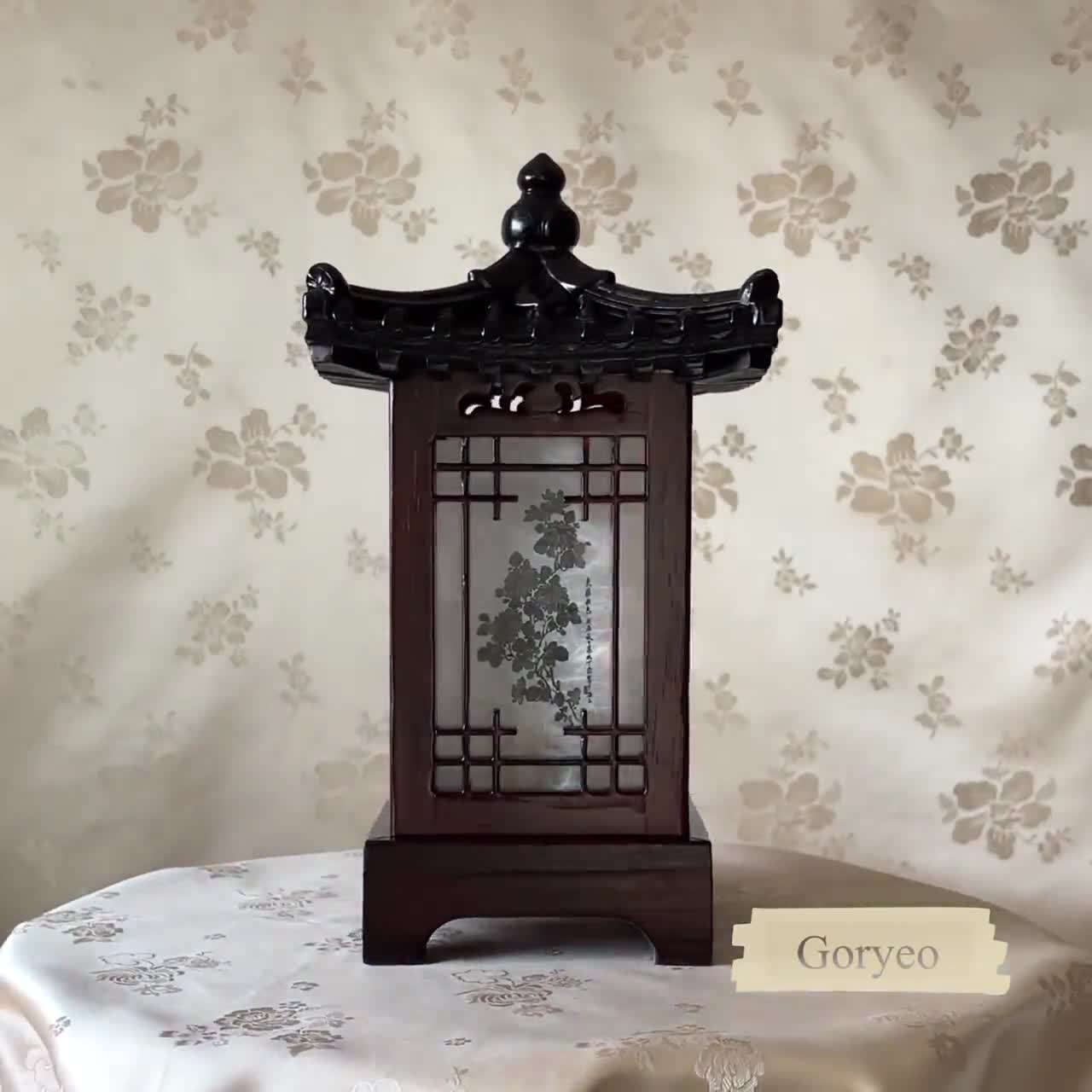Elegant Korean Traditional Wooden Accent Table Lamp With