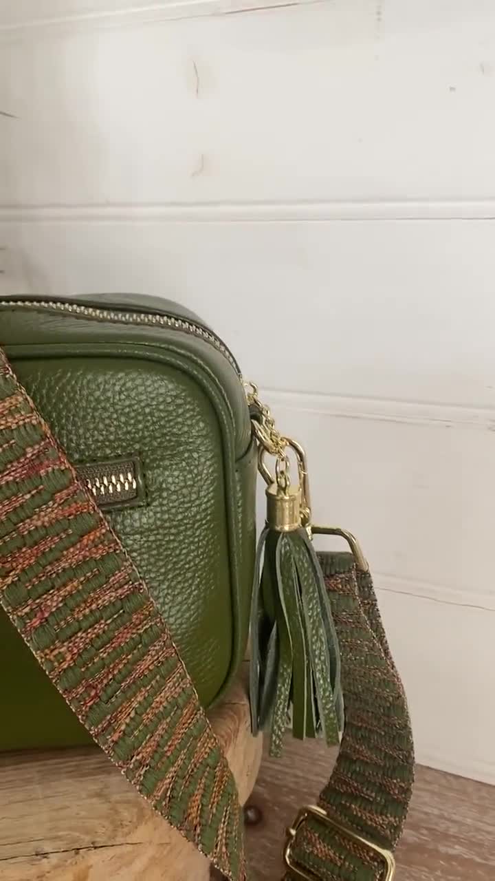 売れ筋商品|||ケネスコール カットソー トップス レディース Women's llic Faux-Leather Boxy Vest Cactus Green Olive Vegan Leather Bag - Crossbody Bag - Faux Leather Purse
