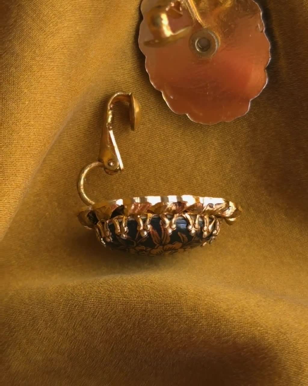 Boucles D'oreilles Vintage à Clips - Style Japonisant Fleuri Foncé, Occasion En Excellent état