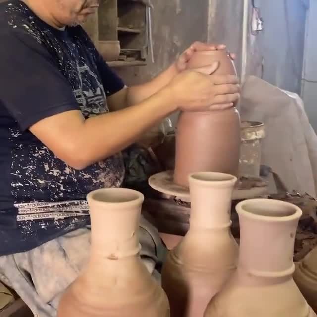 Handmade Clay Water Bottle, 2 Liter / 100% Eco Friendly Earthen