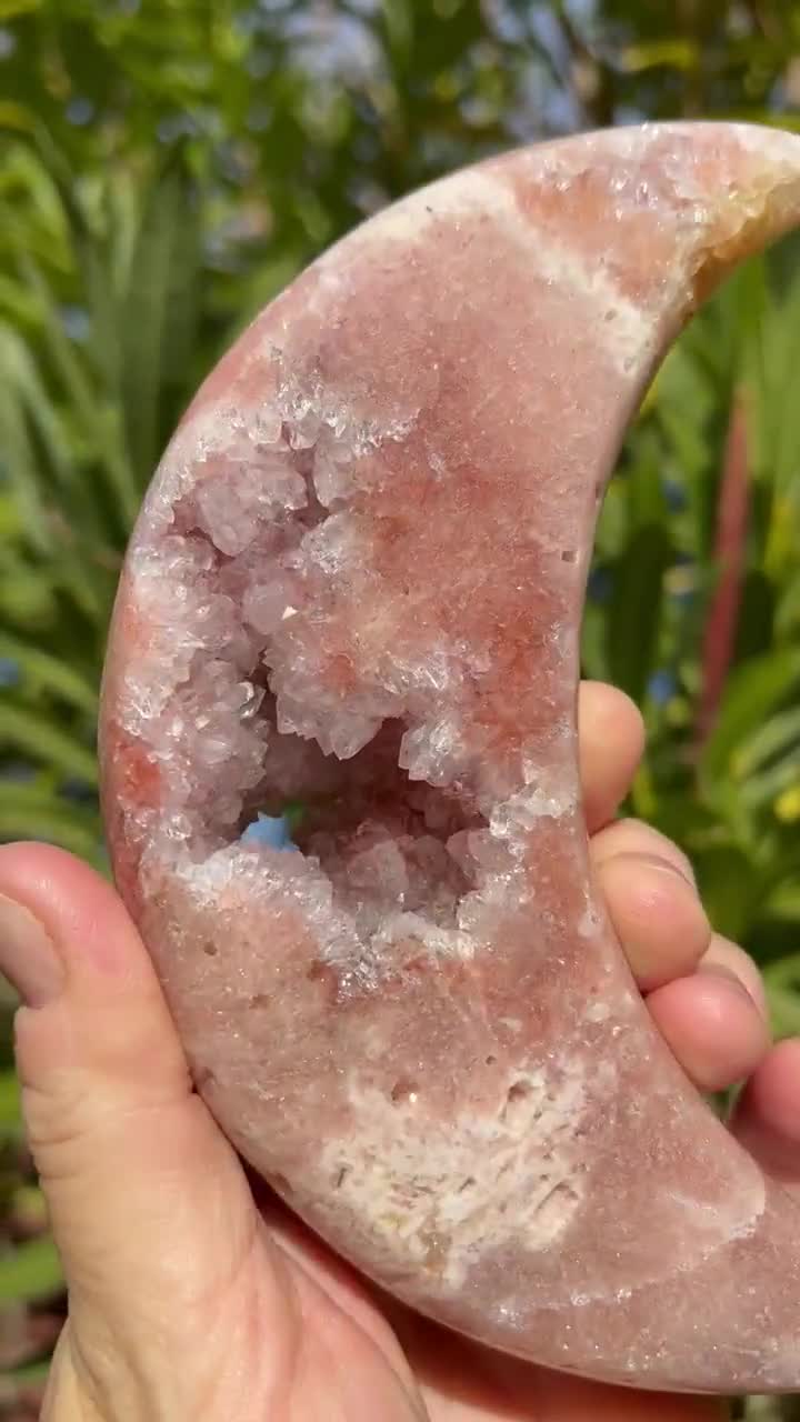 ブラジル産ドゥルージーピンクアメジスト三日月 - グレードA品質