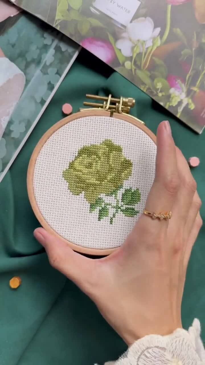牡丹の花のクロスステッチキット：初心者向けDIY花刺繍 - Etsy 日本