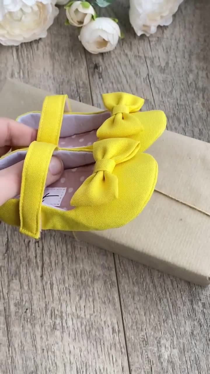 Yellow Baby Girl Shoes, Bow Flats, Handmade Soft Soles, Baby Easter shoes,  yellow Mary janes