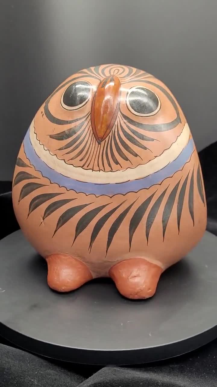 7インチ ヴィンテージ トネラ陶器のフクロウ：手描きのメキシコ製陶器