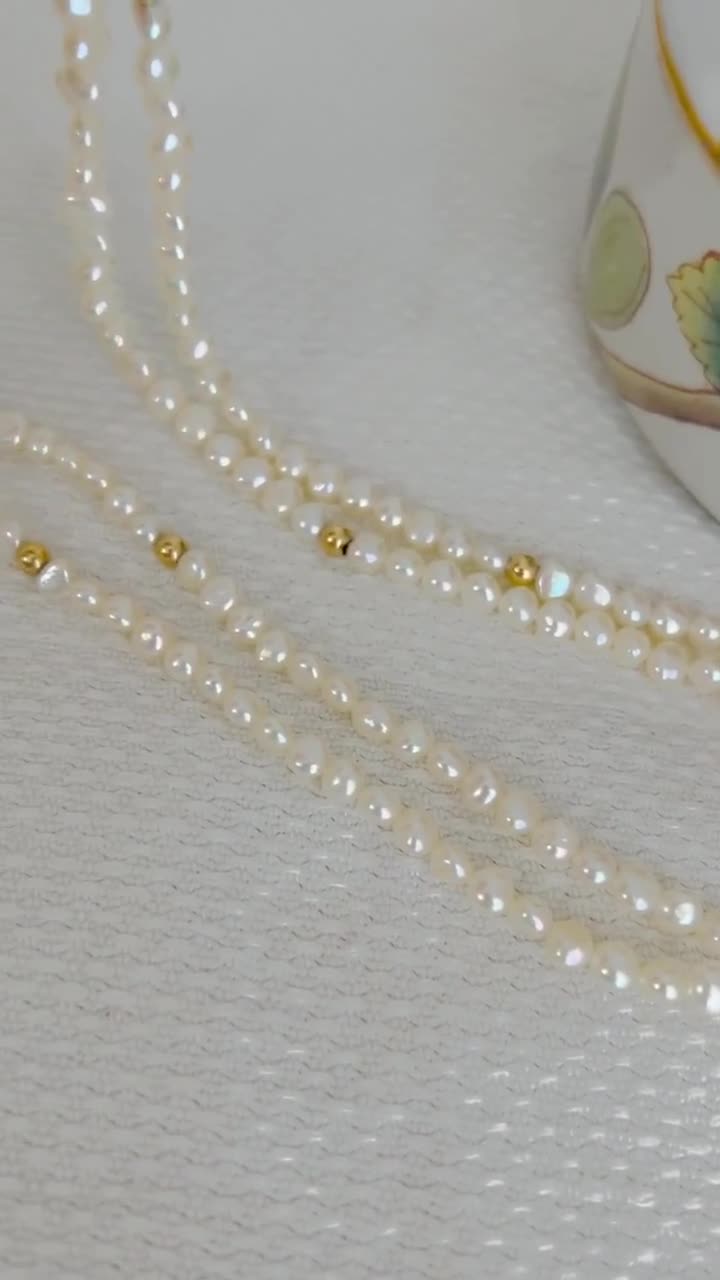 Vintage Fresh Water deals Pearls Antique Etruscan Style Gold Plated Bead Necklace