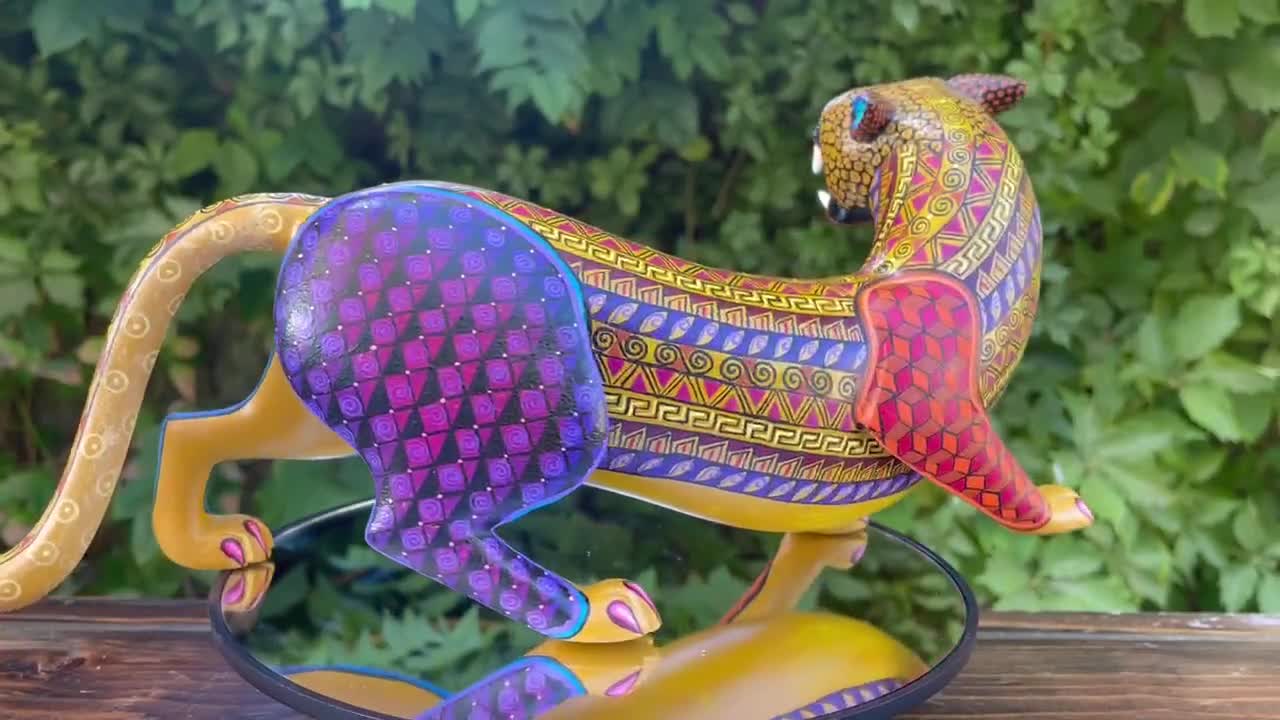 Alebrije Jaguar Large – Hand Carved Oaxaca Wood Folk Art Sculpture