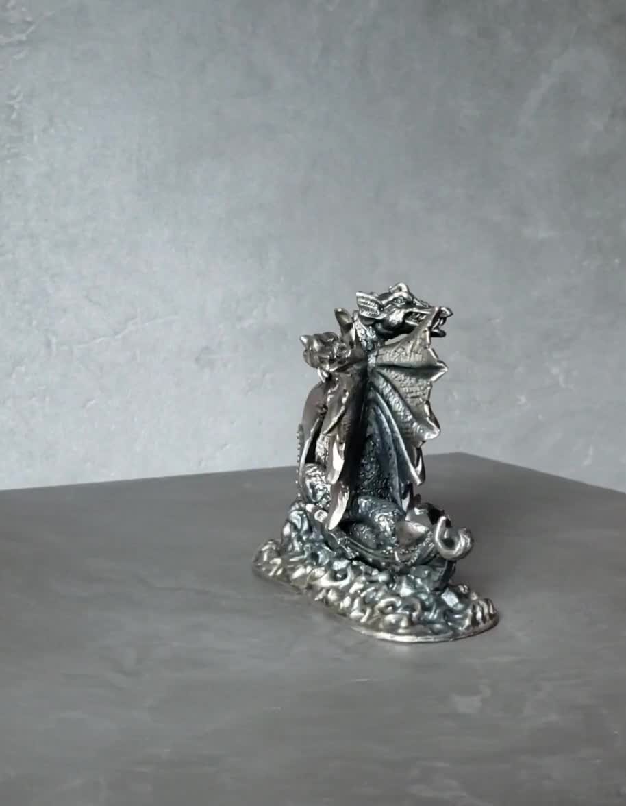 Dragon Adventurer 9015 the Tudor Mint Myth and Magic Membership