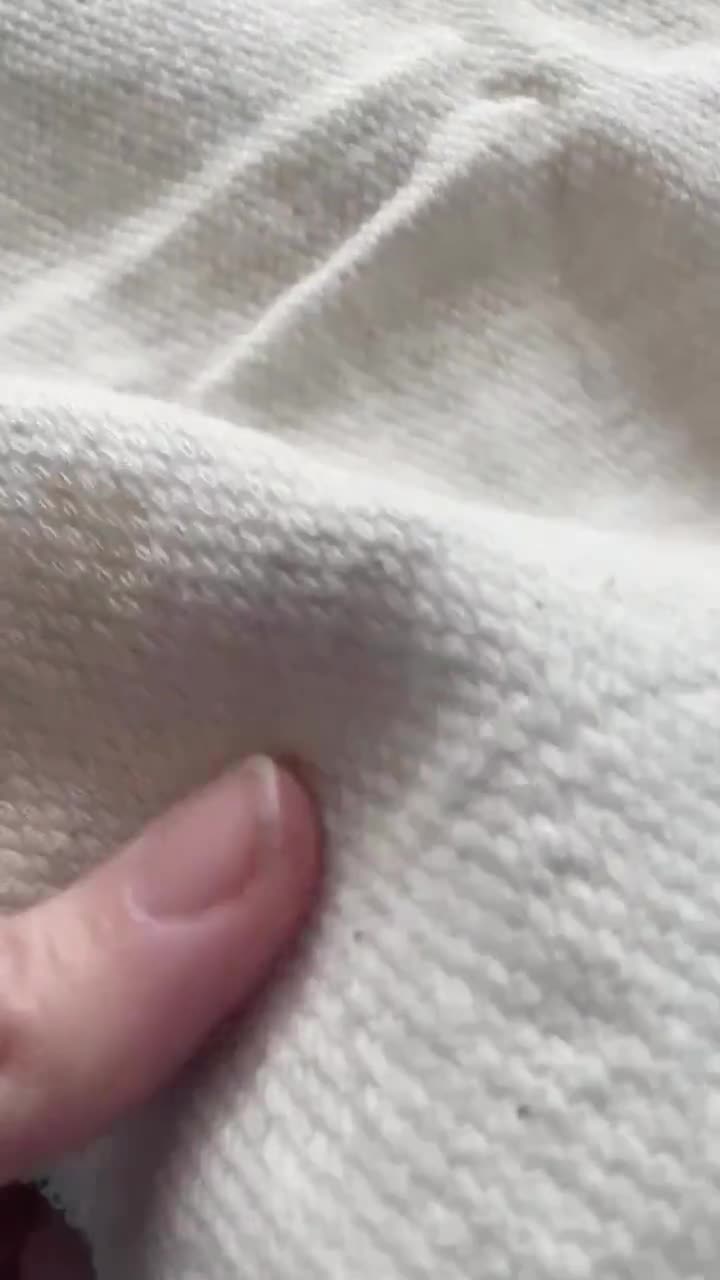 Tela Birdseye de algodón natural 100 % orgánico sin blanquear, 45" de ancho video poster