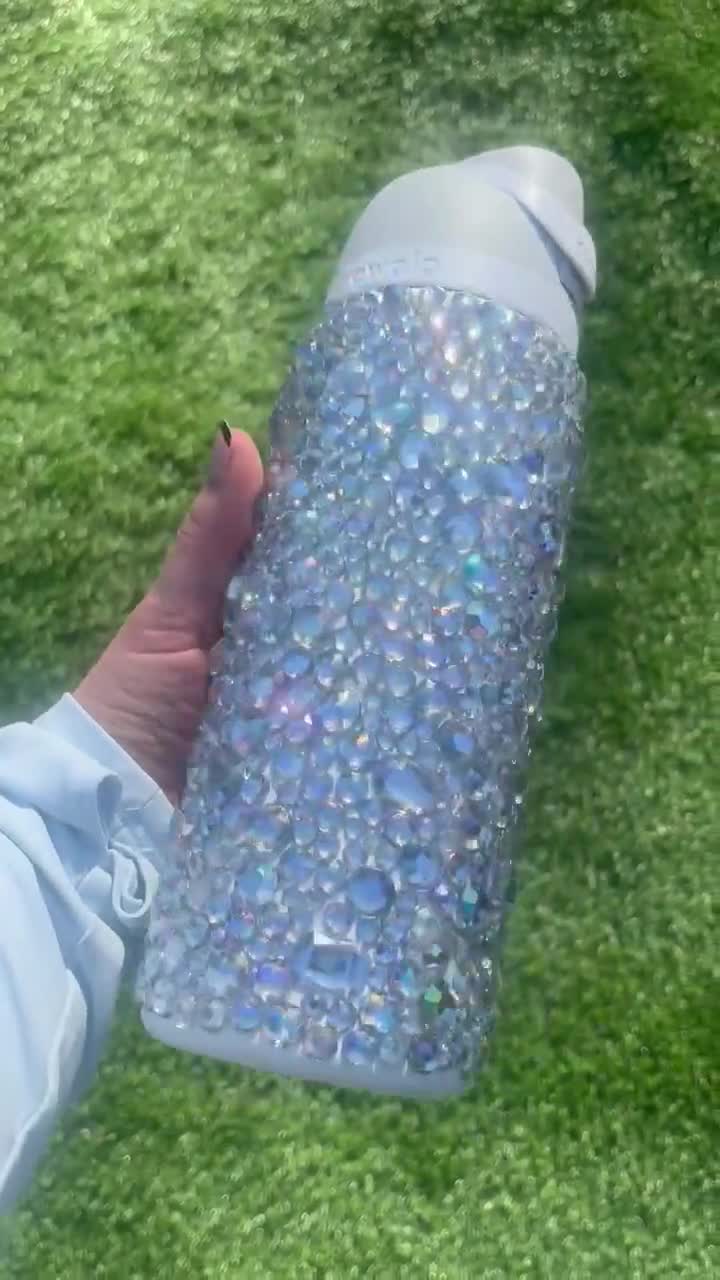 ラインストーン Owala ウォーターボトル：カスタムクリスタル