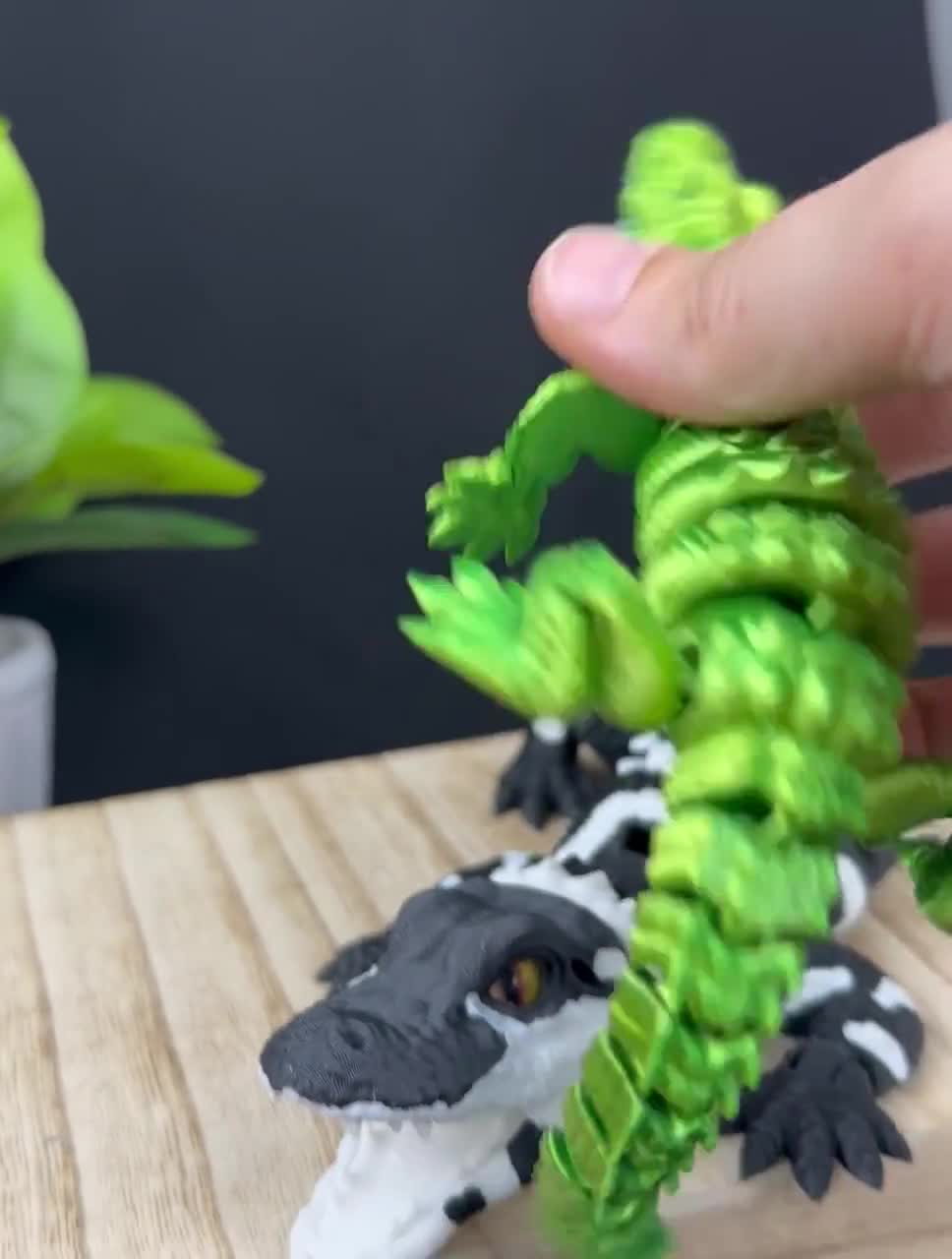 3D Printed Articulating Alligator - Realistic Flexi Toy With