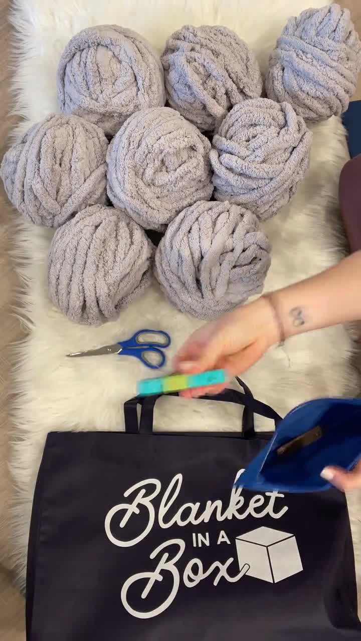 DIY Arm Knitting Kit for a blanket 35x50