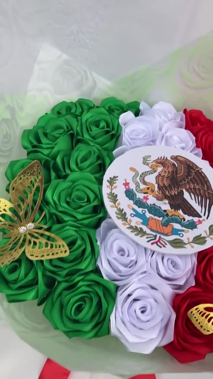 Mexican Flag Ramo Buchon, Graduation Bouquet, Patriotic Bouquet, Eternal  Rose Bouquet, Handmade Flower Bouquet, Ever Lasting Roses, Birthday, image size:720x1280