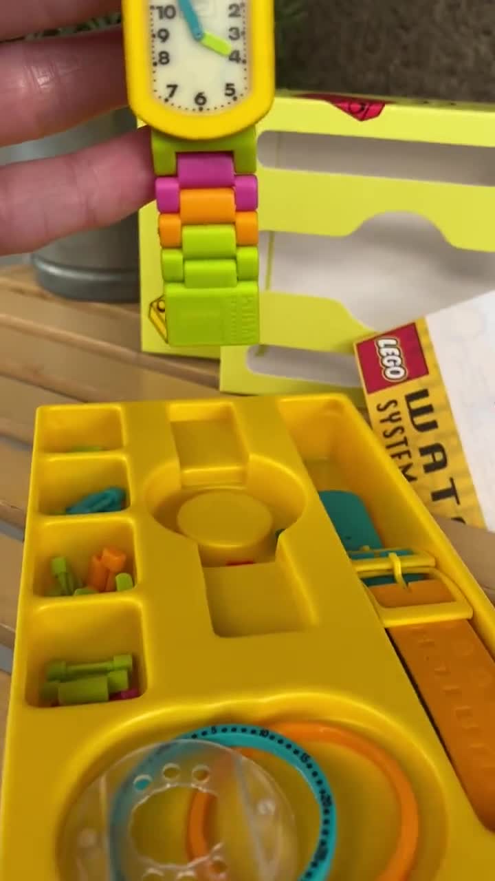 2508 未使用 LEGO WATCH SYSTEM 2点セット Rare vintage LEGO Watch System Starlet 1997⁄98 Japan and Swiss made new old  stock in a box, glow in the dark wrist watch