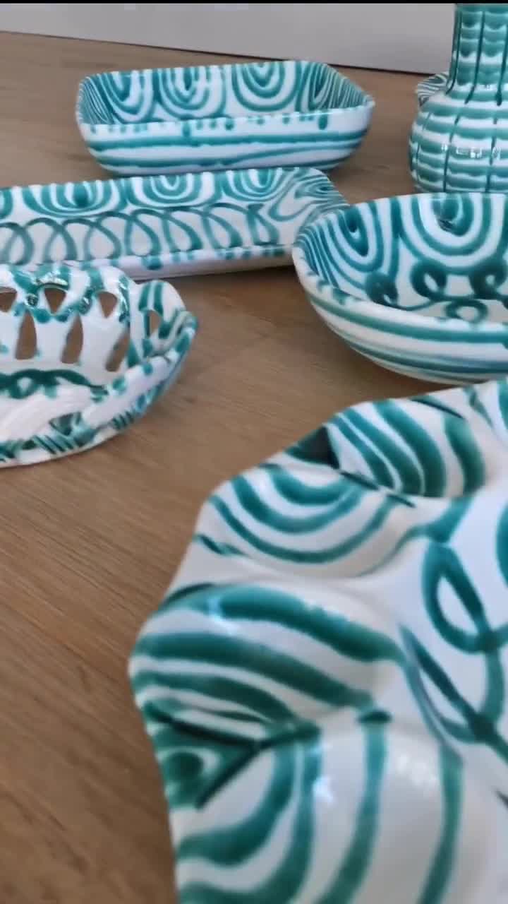 ヴィンテージ グムンドナー ケラミック セット：グリーンの炎模様の