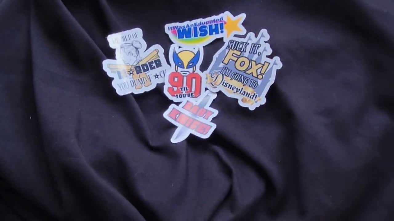 デッドプール3、ウルヴァリンステッカーパック、防水ビニールデカール video poster